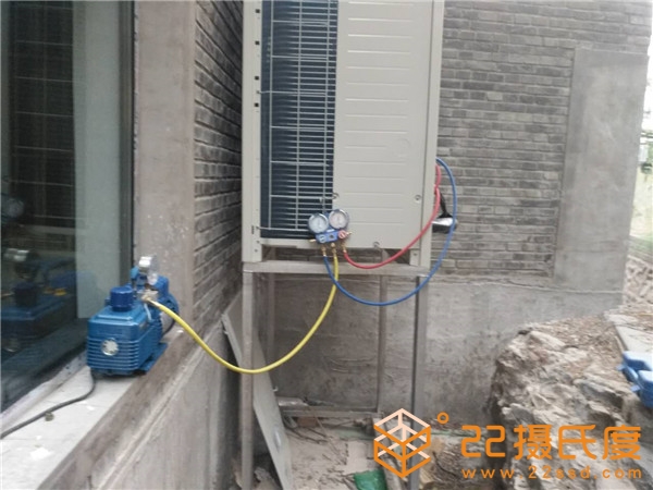 塞納左岸咖啡店大金VRV中央空調(diào)機(jī)安裝案例